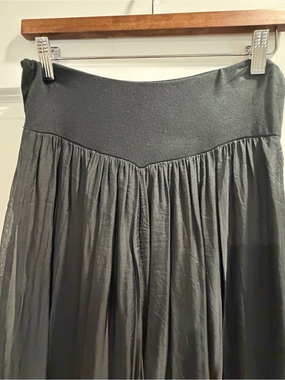 Made in Italy 100% Silk Set: Black Wide Leg Side Slit Pants & Sage Blouse SZ S - Picture 8 of 15